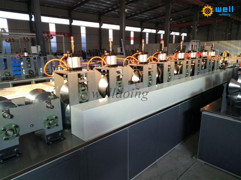 The function description of paper corner protector machine